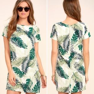 Give Me a Print Ivory and Green Print Shift Dress - LIKE NEW!